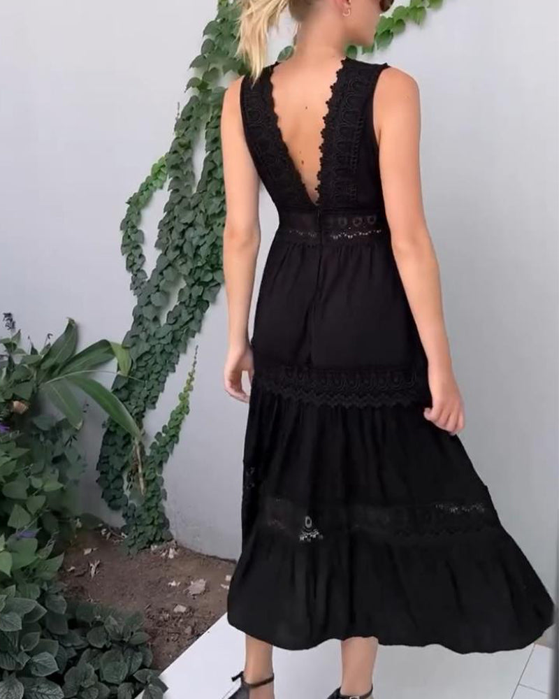 Aurelie™ | Elegant Lace Dress with V-Neck