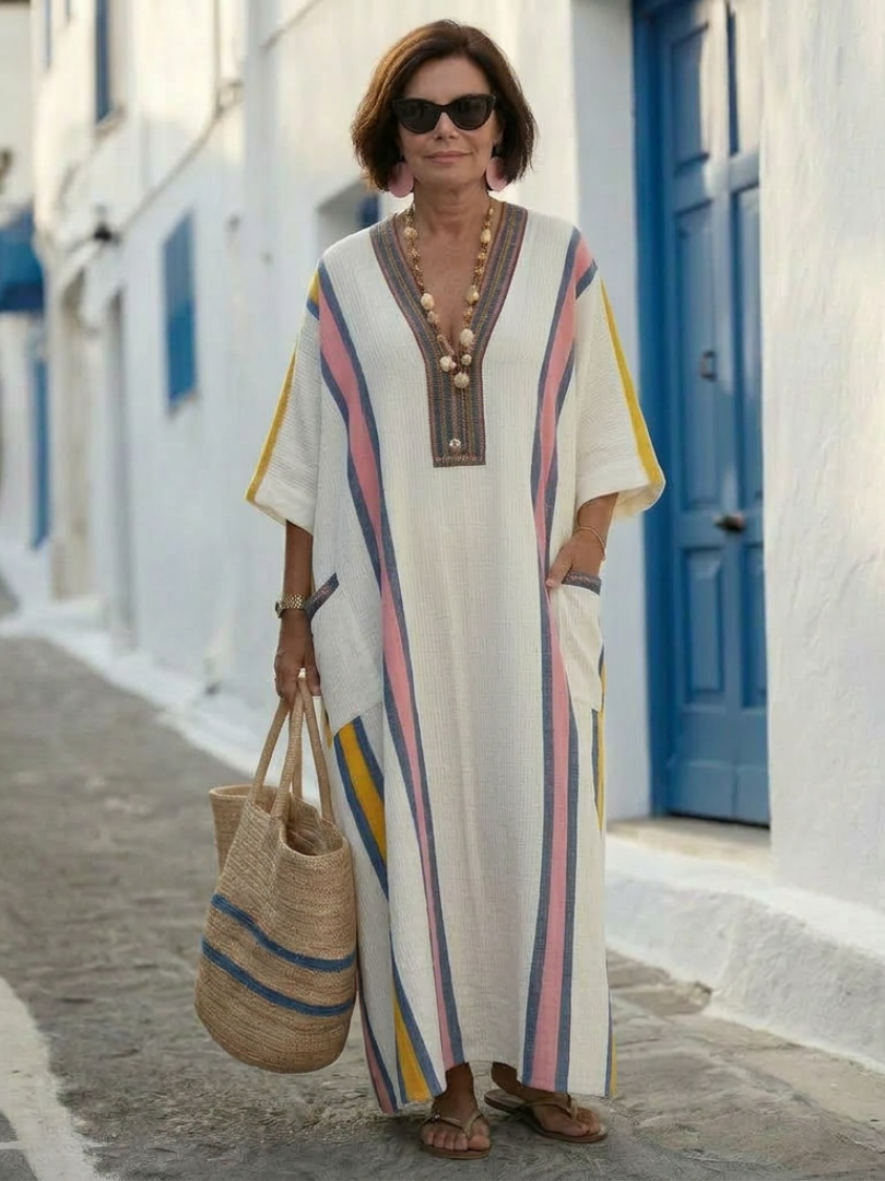 Noemi | Maxi Dress with Three-Quarter Sleeves and V-Neck with Pockets